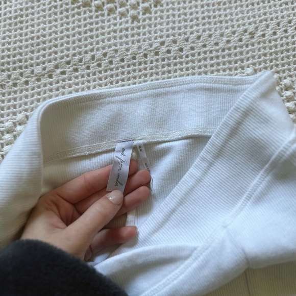 UO Out From Under Lola V-Front Lounge Pant - Picture 6 of 6